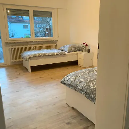 Home24 Immobilien * 斯图加特